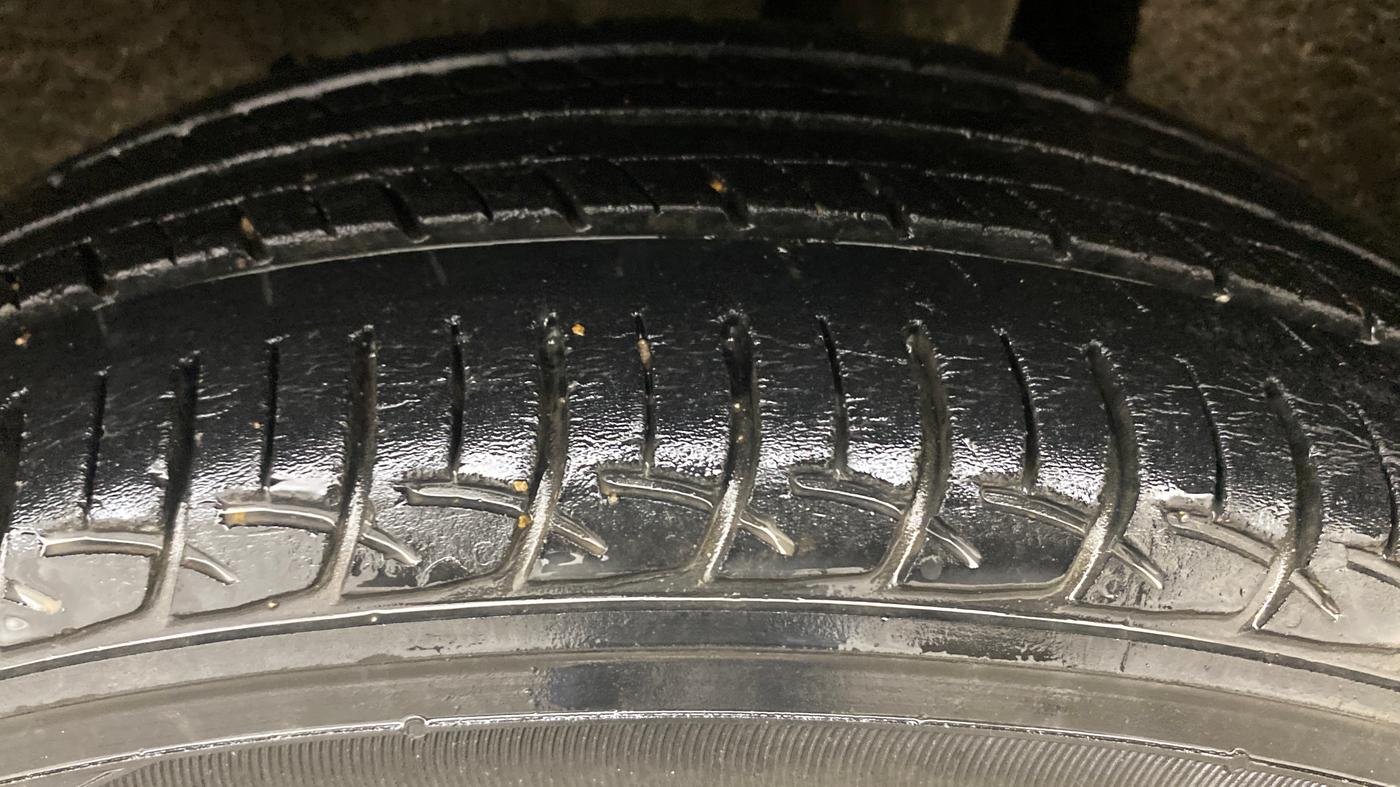 2019 Maruti Baleno DELTA PETROL 1.2, Petrol, Manual, 39,991 km, Left Rear Tyre Tread