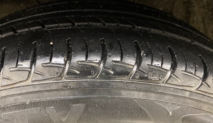 2019 Maruti Baleno DELTA PETROL 1.2, Petrol, Manual, 39,991 km, Left Front Tyre Tread