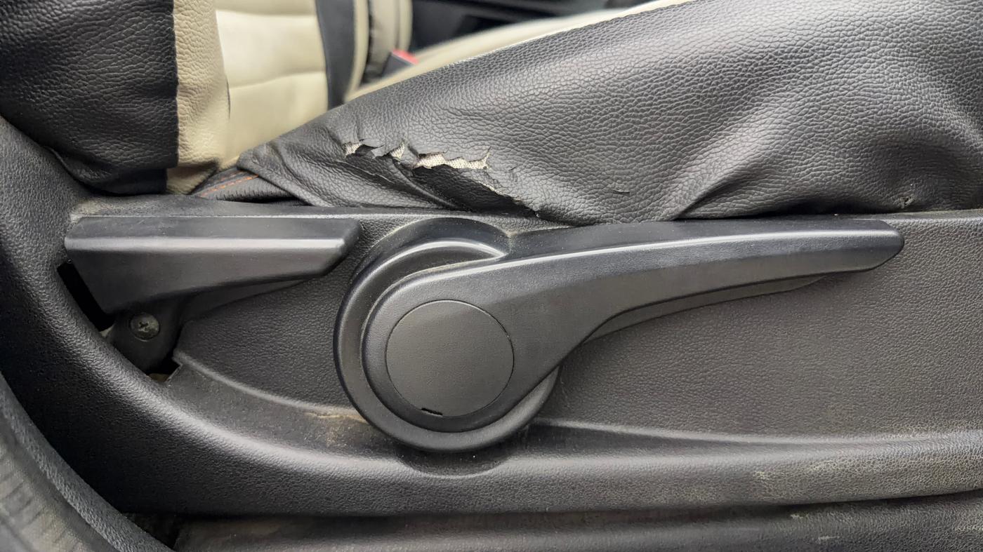 2018 Tata TIAGO NRG PETROL, Petrol, Manual, 72,518 km, Driver Side Adjustment Panel