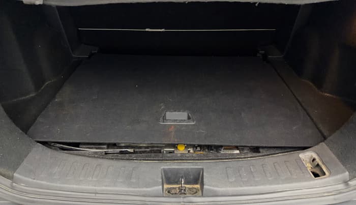2020 Tata Harrier XT PLUS 2.0L KRYOTEC DARK EDITON, Diesel, Manual, 1,24,567 km, Boot Inside