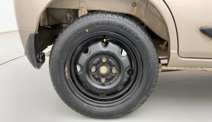2011 Maruti Alto K10 VXI, Petrol, Manual, 50,057 km, Right Rear Wheel