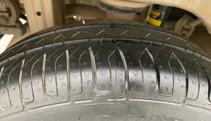 2011 Maruti Alto K10 VXI, Petrol, Manual, 50,057 km, Right Rear Tyre Tread