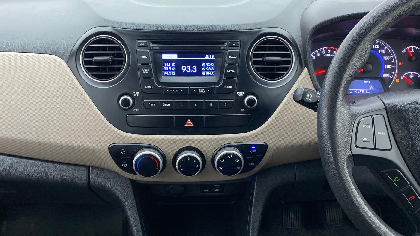 2016 Hyundai Grand i10 SPORTZ 1.2 KAPPA VTVT, Petrol, Manual, 41,556 km, Air Conditioner
