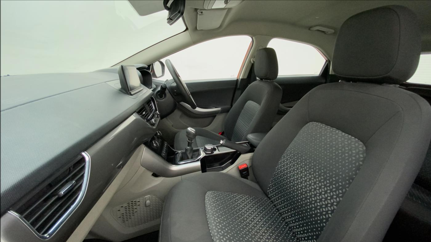2018 Tata NEXON XZ PLUS PETROL, Petrol, Manual, 46,978 km, Right Side Front Door Cabin