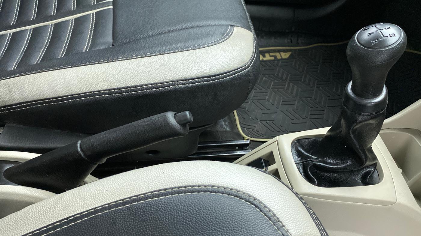 2020 Maruti Alto VXI, Petrol, Manual, 11,234 km, Gear Lever