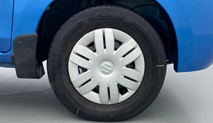 2020 Maruti Alto VXI, Petrol, Manual, 11,234 km, Right Front Wheel