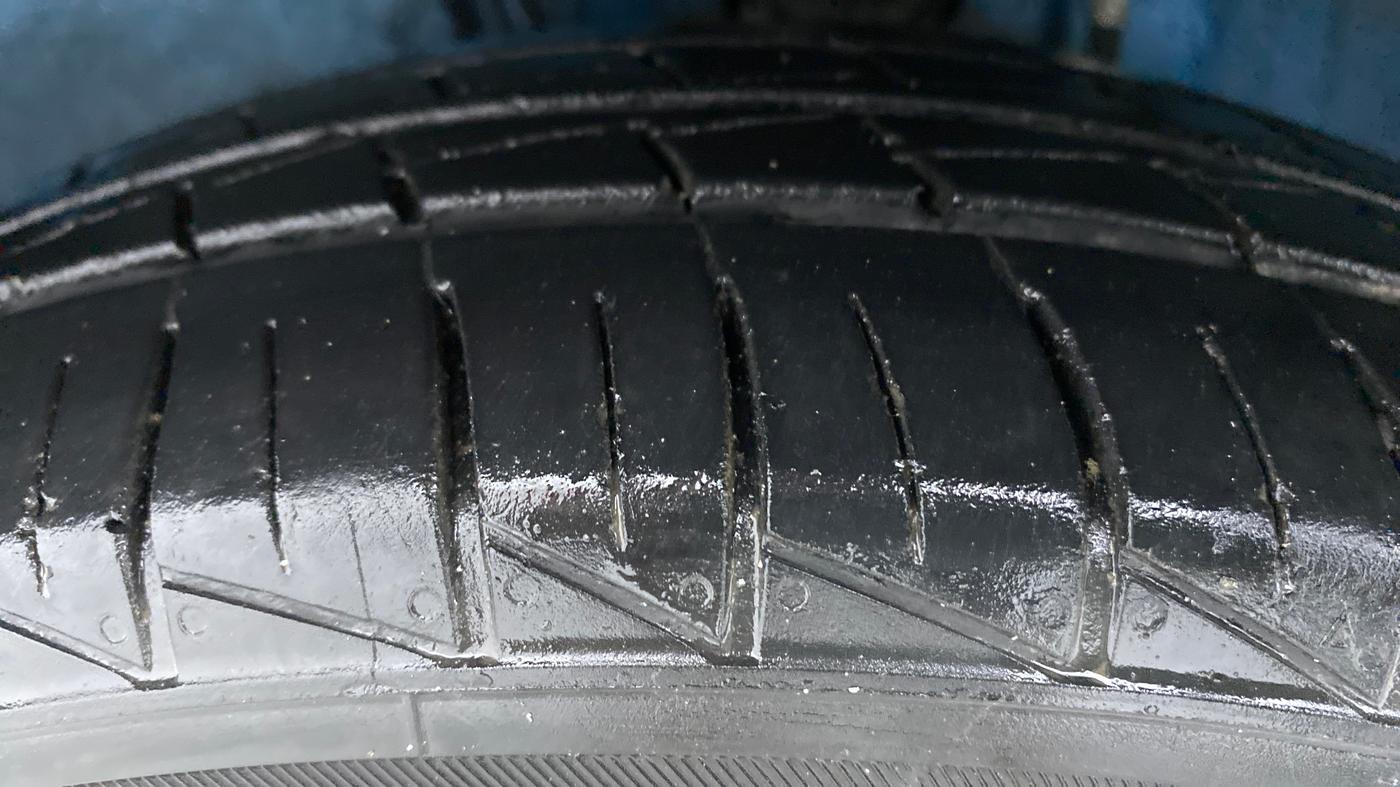 2020 Maruti Alto VXI, Petrol, Manual, 11,234 km, Left Rear Tyre Tread