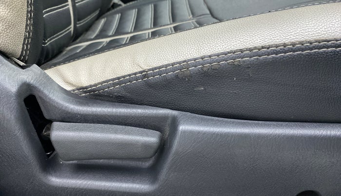 2020 Maruti Alto VXI, Petrol, Manual, 11,234 km, Driver Side Adjustment Panel