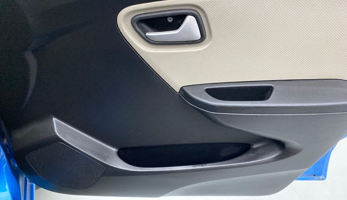 2020 Maruti Alto VXI, Petrol, Manual, 11,234 km, Driver Side Door Panels Control