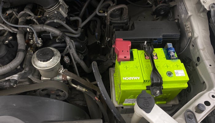 2022 Toyota Innova Crysta 2.7 ZX AT 7 STR, Petrol, Automatic, 32,464 km, Engine View - Left