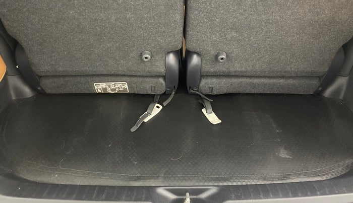 2022 Toyota Innova Crysta 2.7 ZX AT 7 STR, Petrol, Automatic, 32,464 km, Boot Inside