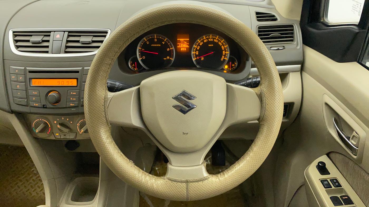 2012 Maruti Ertiga VDI, Diesel, Manual, 1,19,557 km, Steering Wheel Close Up
