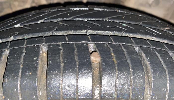 2013 Hyundai Eon SPORTZ, Petrol, Manual, 62,943 km, Right Rear Tyre Tread