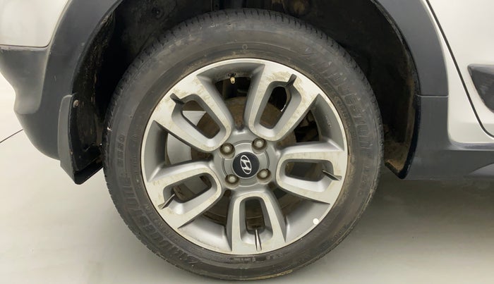 2015 Hyundai i20 Active 1.2 S, Petrol, Manual, 60,461 km, Right Rear Wheel