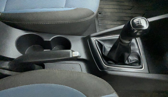 2015 Hyundai i20 Active 1.2 S, Petrol, Manual, 60,461 km, Gear Lever