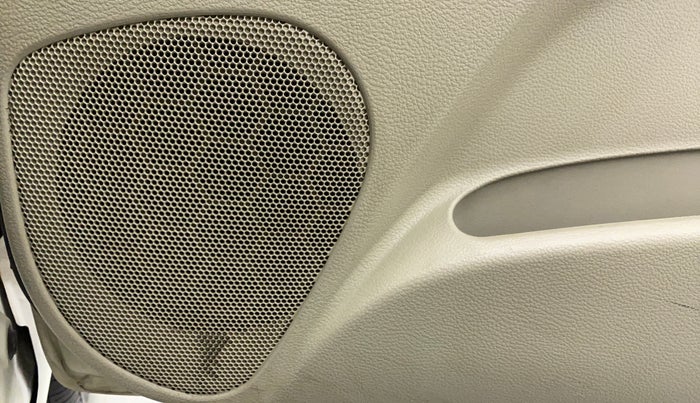2014 Maruti Celerio VXI AMT, Petrol, Automatic, 62,177 km, Speaker
