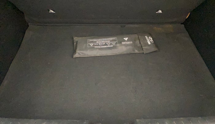 2019 Hyundai VENUE SX PLUS 1.0 TURBO DCT, Petrol, Automatic, 61,795 km, Boot Inside