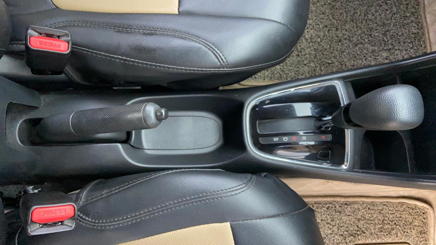 2020 Honda Amaze 1.2L I-VTEC VX CVT, Petrol, Automatic, 37,481 km, Gear Lever