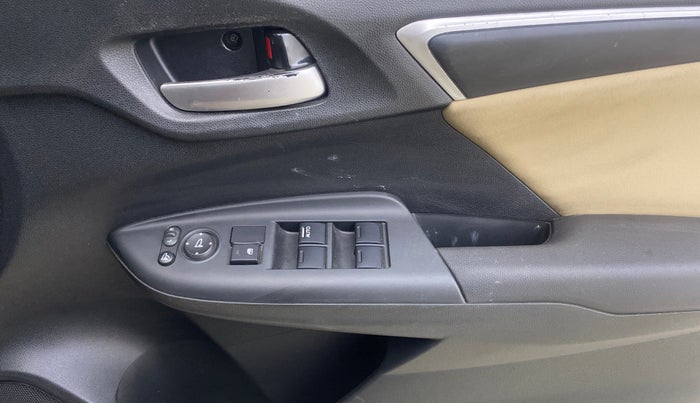 2016 Honda Jazz 1.2L I-VTEC V AT, Petrol, Automatic, 42,677 km, Driver Side Door Panels Control