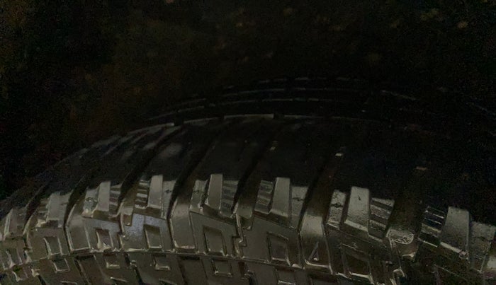 2023 Mahindra SCORPIO-N Z8 L DIESEL MT 2WD 7 STR, Diesel, Manual, 90,009 km, Left Rear Tyre Tread