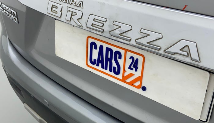 2016 Maruti Vitara Brezza ZDI, Diesel, Manual, 53,851 km, Dicky (Boot door) - Slightly dented