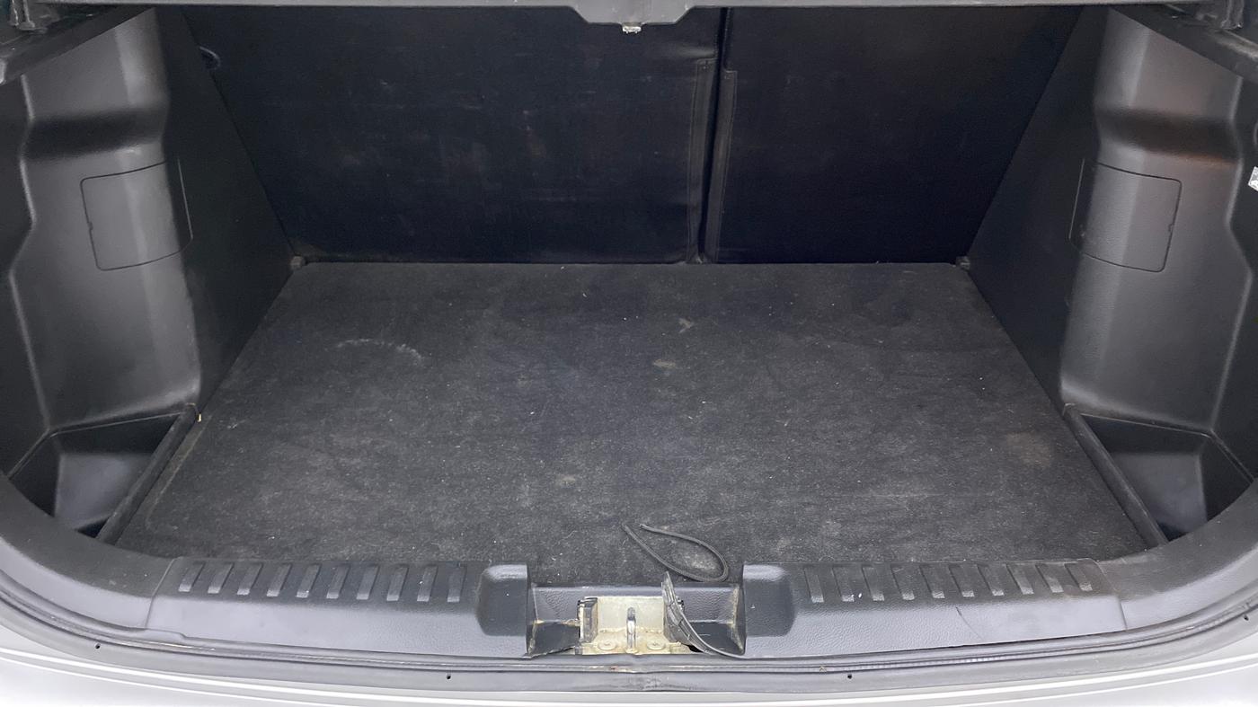 2018 Maruti Vitara Brezza ZDI, Diesel, Manual, 55,534 km, Boot Inside