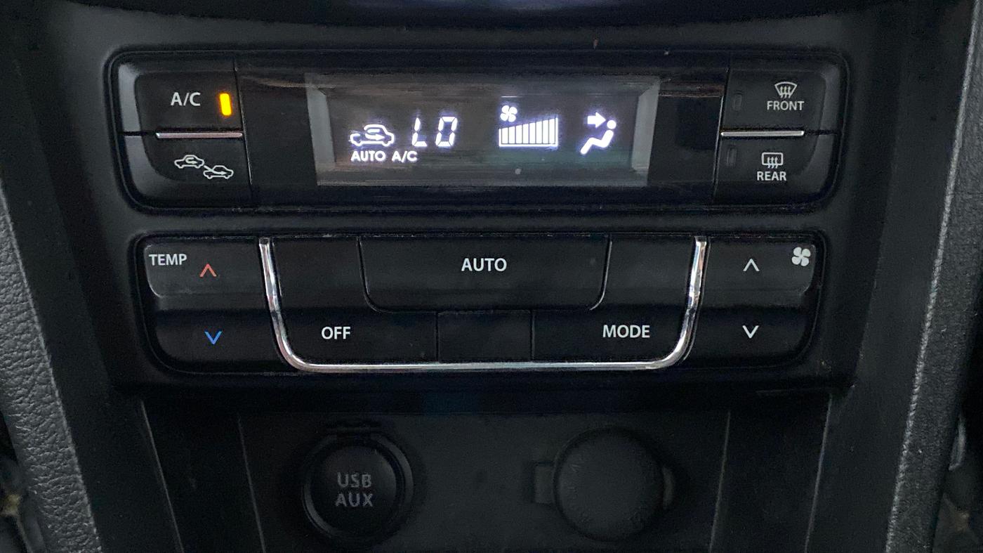 2018 Maruti Vitara Brezza ZDI, Diesel, Manual, 55,534 km, Automatic Climate Control