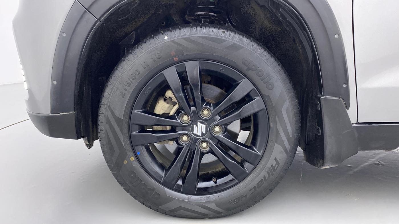 2018 Maruti Vitara Brezza ZDI, Diesel, Manual, 55,534 km, Left Front Wheel