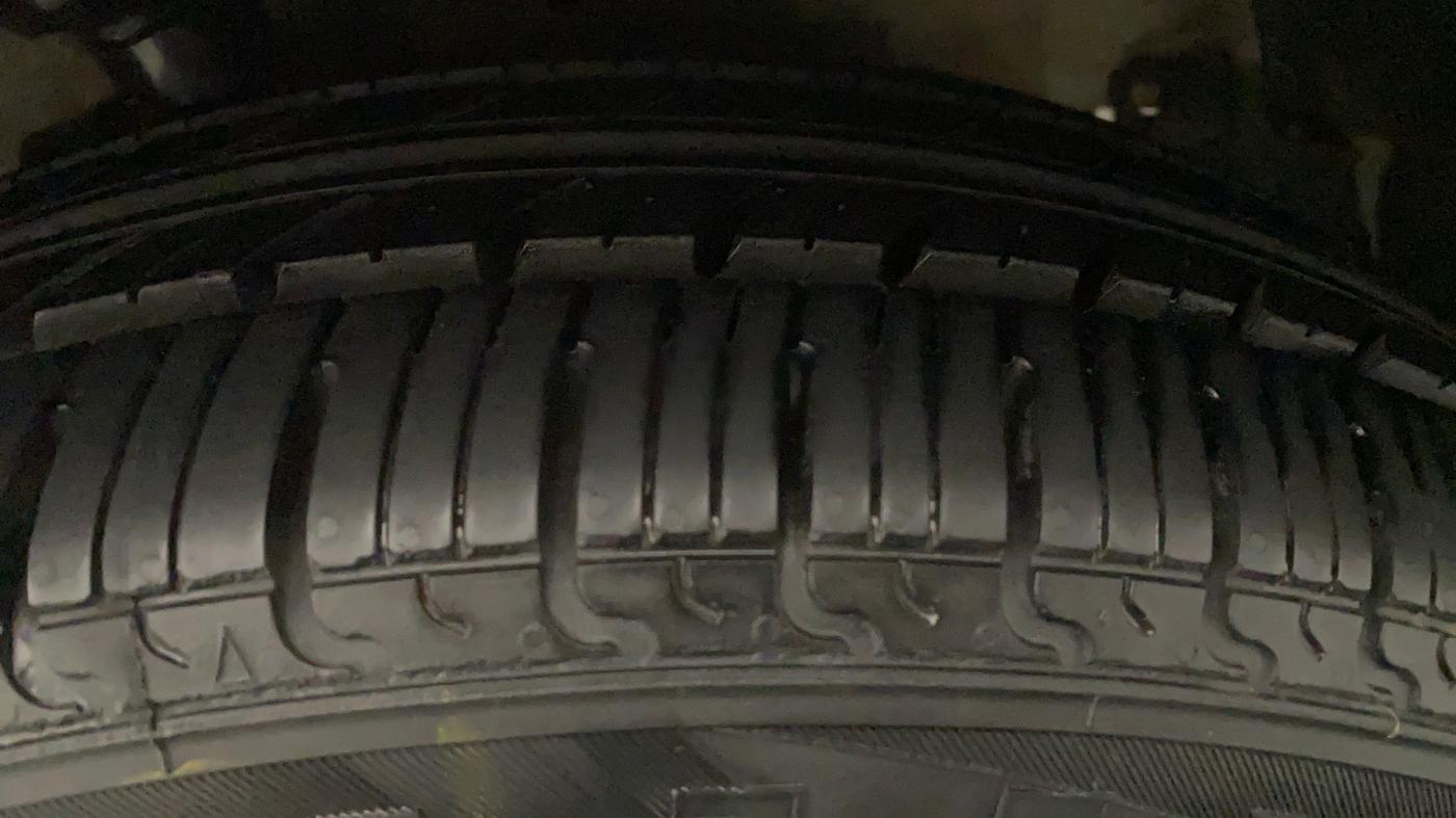 2014 Maruti Celerio VXI AMT, Petrol, Automatic, 35,868 km, Left Front Tyre Tread
