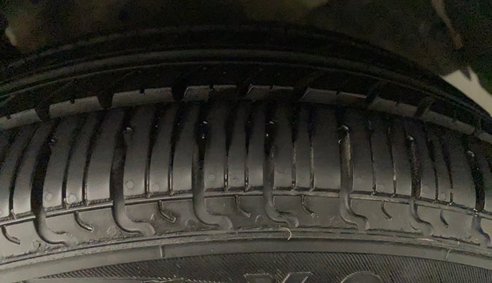 2014 Maruti Celerio VXI AMT, Petrol, Automatic, 35,868 km, Left Rear Tyre Tread