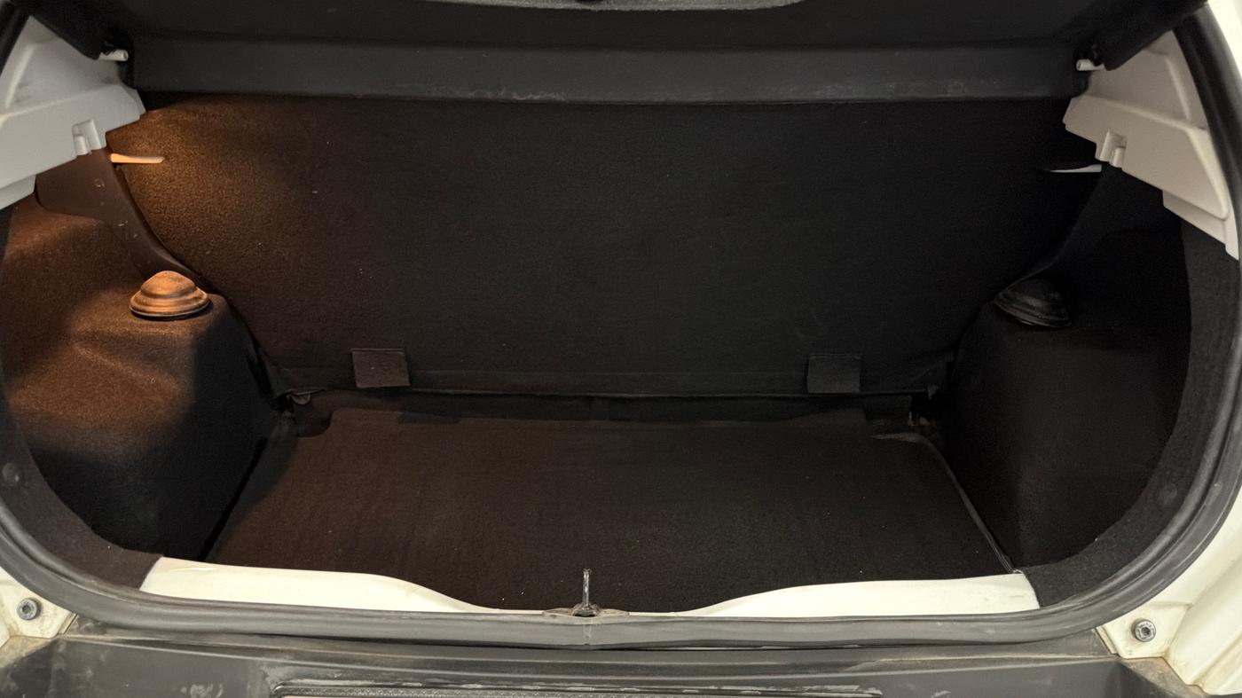 2024 Tata PUNCH ACCOMPLISHED DAZZLE PACK AMT, Petrol, Automatic, 42,564 km, Boot Inside