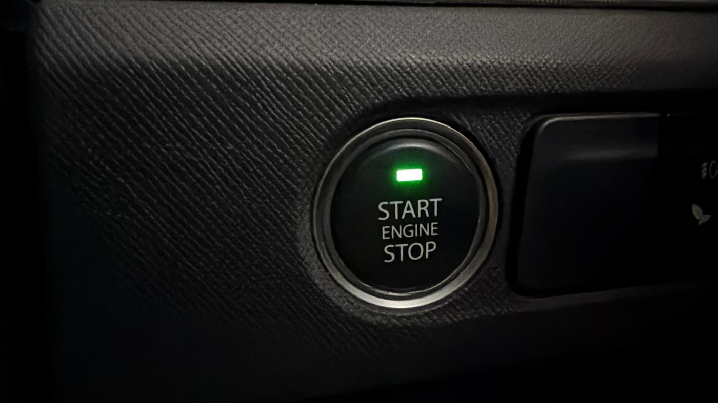 2024 Tata PUNCH ACCOMPLISHED DAZZLE PACK AMT, Petrol, Automatic, 42,564 km, Keyless Start/ Stop Button
