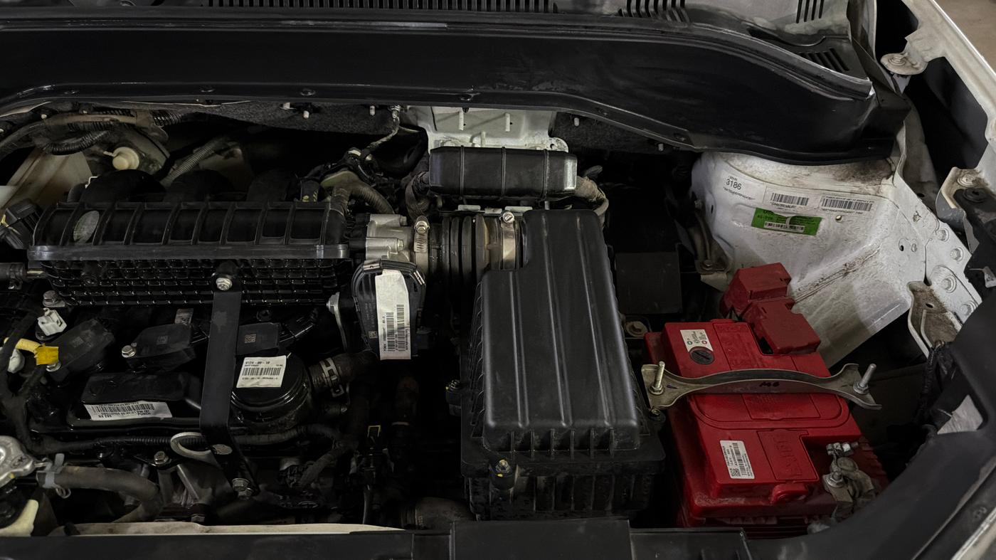 2024 Tata PUNCH ACCOMPLISHED DAZZLE PACK AMT, Petrol, Automatic, 42,564 km, Engine View - Left