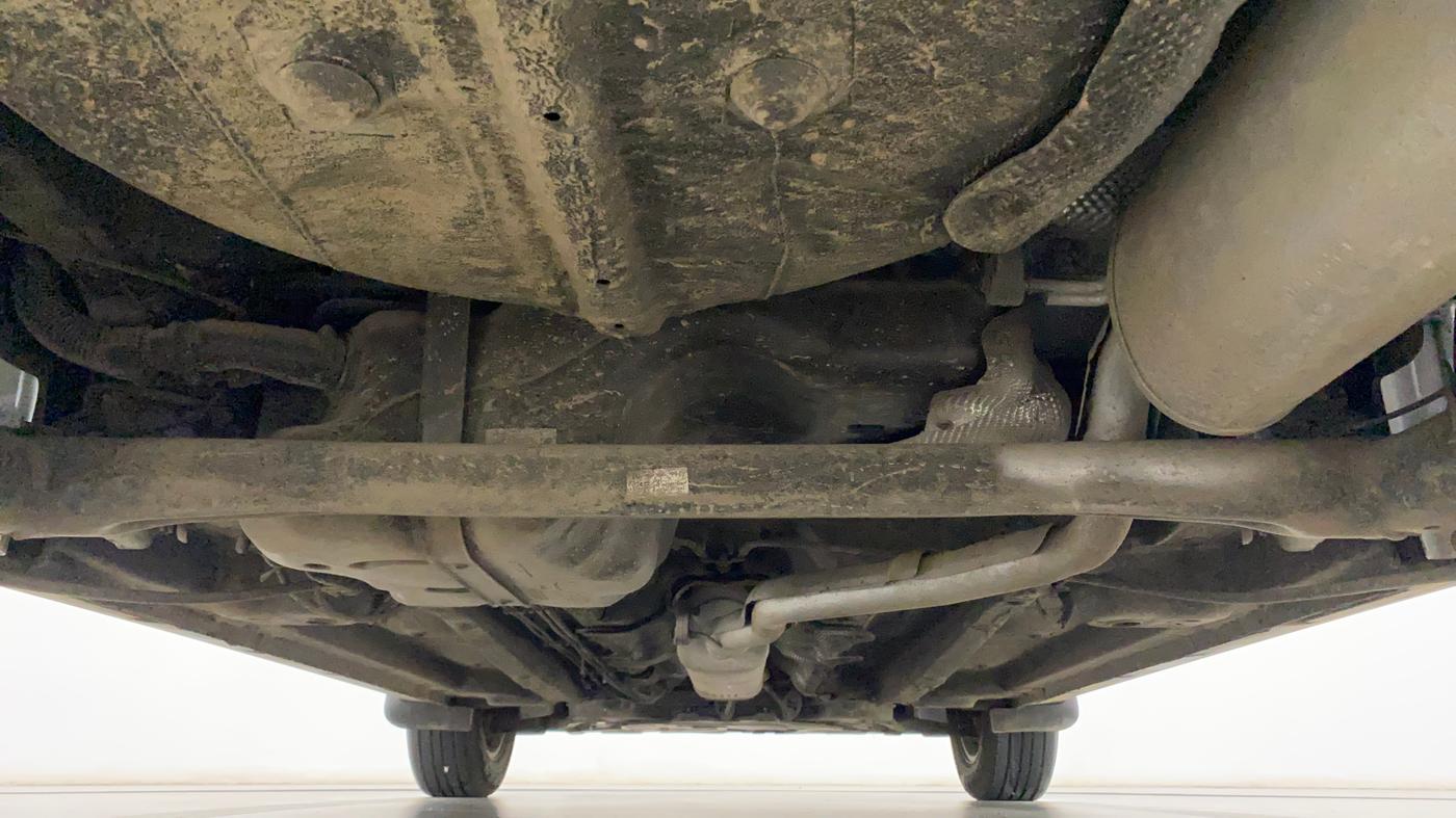2022 Mahindra XUV300 W8 (O) 1.2 PETROL AMT, Petrol, Automatic, 6,910 km, Rear Underbody