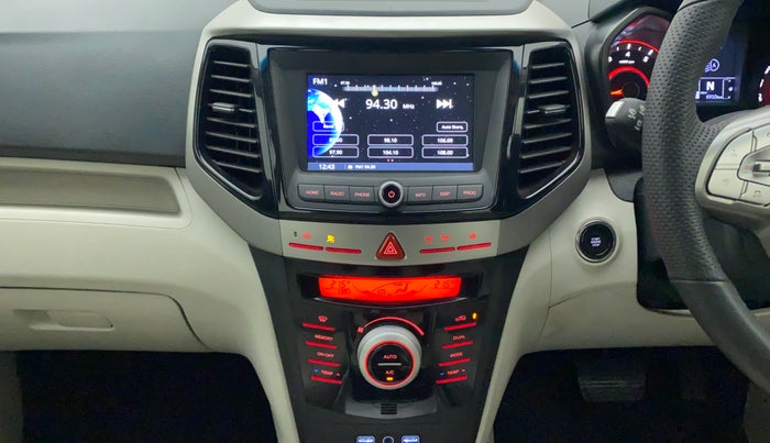 2022 Mahindra XUV300 W8 (O) 1.2 PETROL AMT, Petrol, Automatic, 6,910 km, Air Conditioner