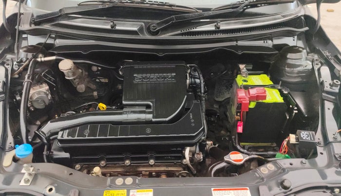 2015 Maruti Swift ZXI, Petrol, Manual, 1,12,676 km, Engine View