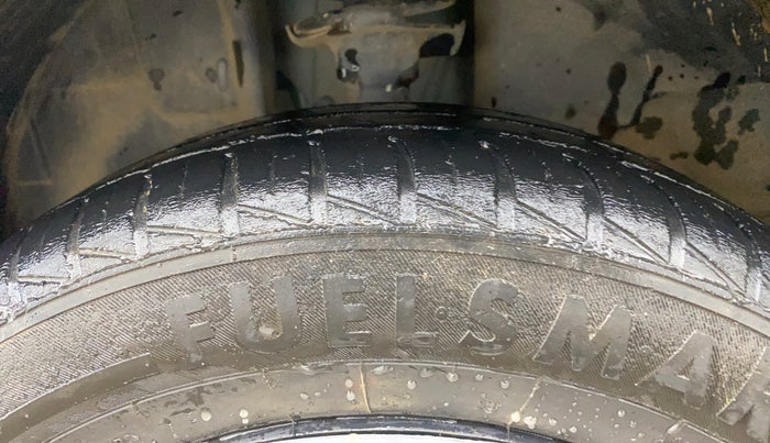 2021 Renault Kwid CLIMBER 1.0 (O), Petrol, Manual, 28,245 km, Left Front Tyre Tread