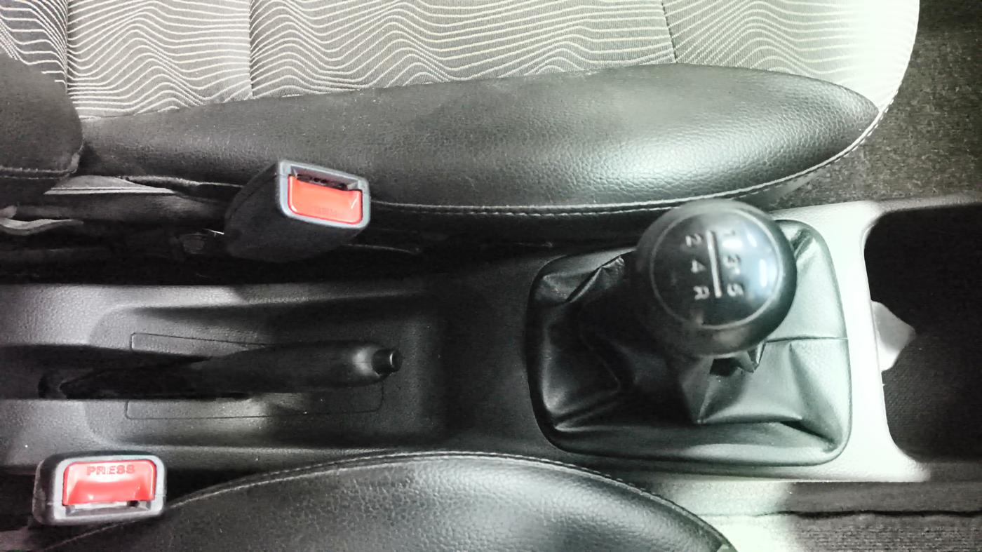 2013 Hyundai Eon D-LITE+, Petrol, Manual, 40,907 km, Gear Lever