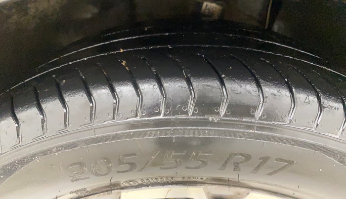 2021 Skoda KUSHAQ STYLE 1.0L TSI AT, Petrol, Automatic, 60,089 km, Left Front Tyre Tread