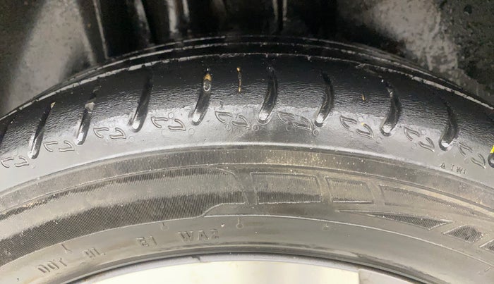 2021 Skoda KUSHAQ STYLE 1.0L TSI AT, Petrol, Automatic, 60,089 km, Right Rear Tyre Tread