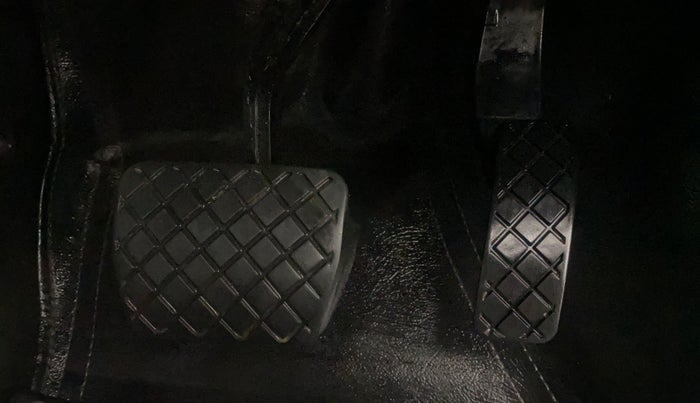 2021 Skoda KUSHAQ STYLE 1.0L TSI AT, Petrol, Automatic, 60,089 km, Pedals