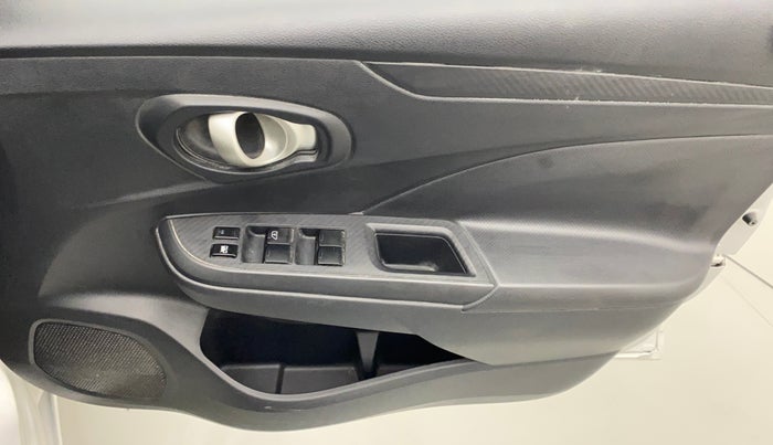 2019 Datsun Go Plus T(O), Petrol, Manual, 26,897 km, Driver Side Door Panels Control