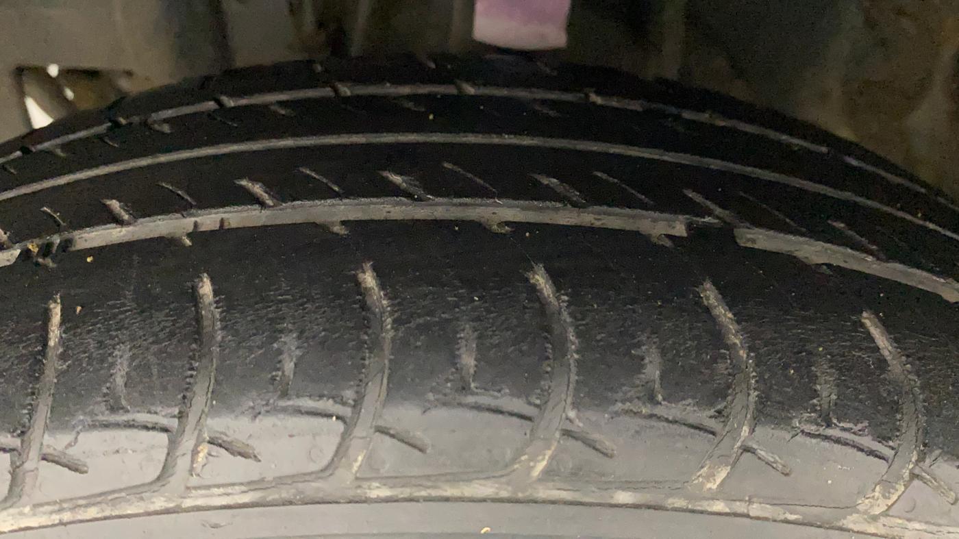 2019 Datsun Go Plus T(O), CNG, Manual, 26,897 km, Left Front Tyre Tread