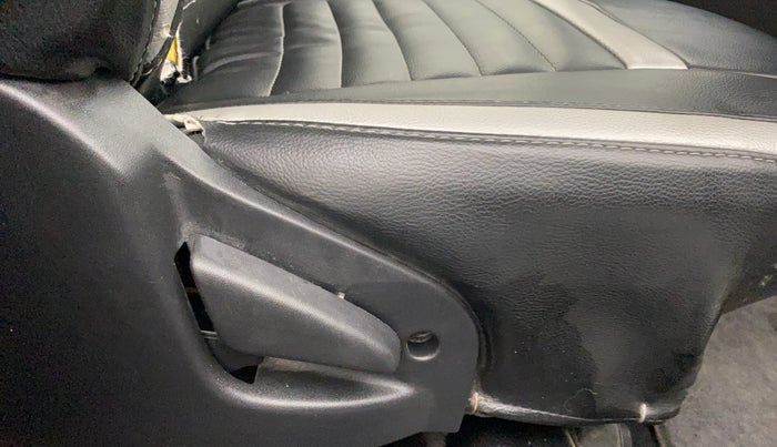2019 Datsun Go Plus T(O), Petrol, Manual, 26,897 km, Driver Side Adjustment Panel