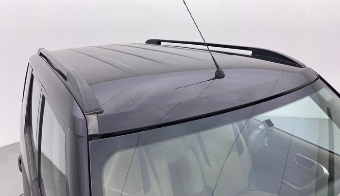 2015 Mahindra TUV300 T8, Diesel, Manual, 81,525 km, Roof