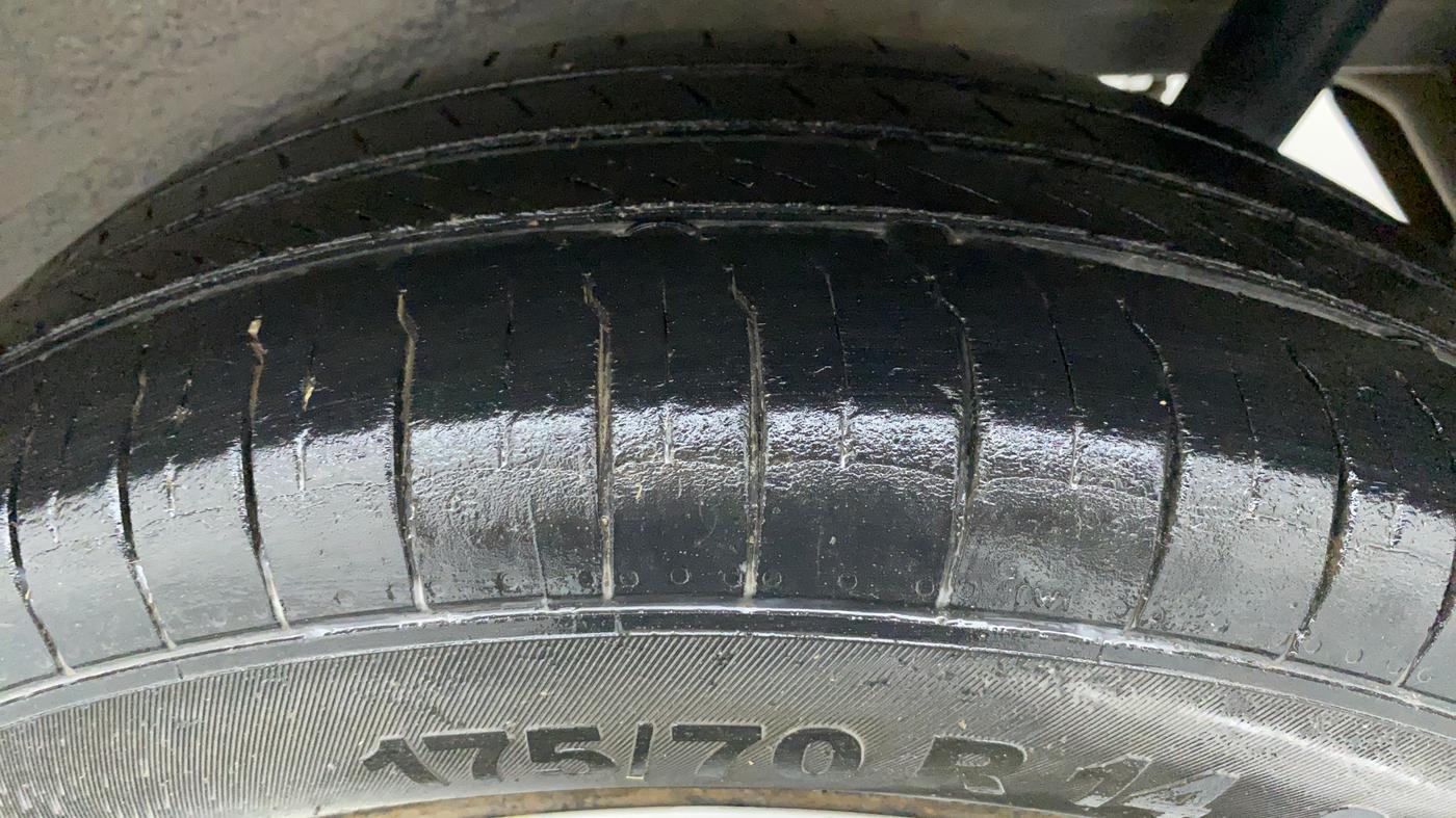 2016 Maruti Wagon R 1.0 VXI, Petrol, Manual, 88,336 km, Left Rear Tyre Tread
