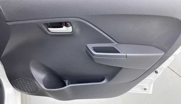 2022 Maruti Alto K10 VXI PLUS, Petrol, Manual, 2,924 km, Driver Side Door Panels Control