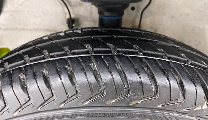 2022 Maruti Alto K10 VXI PLUS, Petrol, Manual, 2,924 km, Left Front Tyre Tread