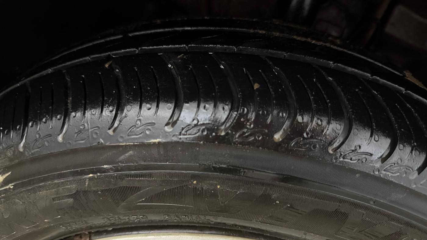 2018 Tata Tiago XZ PETROL, Petrol, Manual, 46,736 km, Right Front Tyre Tread
