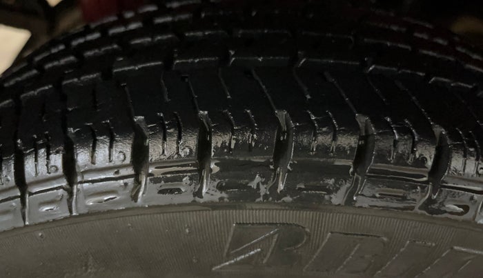 2017 Maruti Alto K10 VXI, Petrol, Manual, 27,693 km, Right Rear Tyre Tread